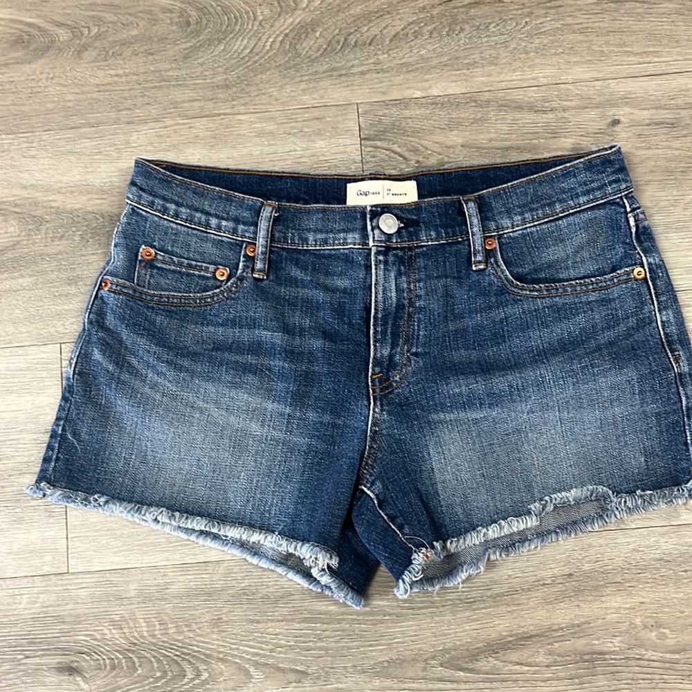 Gap 1969 3” shorts